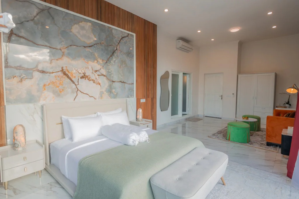 VILLA Crystal Suite 2