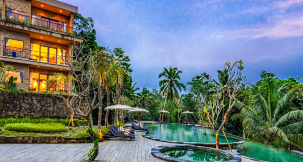 Hoshi Jungle Resort 7