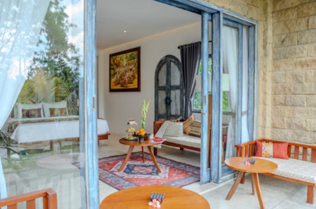 Hoshi Jungle Treetop Suite Pool