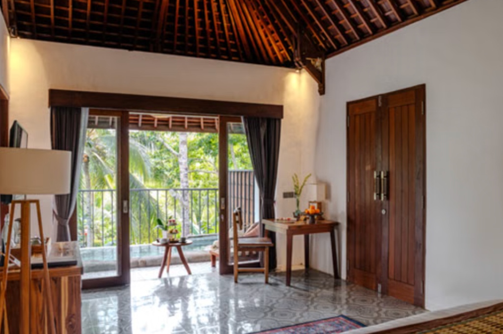 Hoshi Jungle Pool Villa